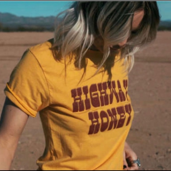 Highway Honey Graphic Tee - Picture 4 of 4